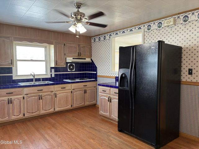 13 Albia Avenue, Troy, NY 12180