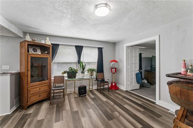 2311 E 73rd Street, Kansas City, MO 64132