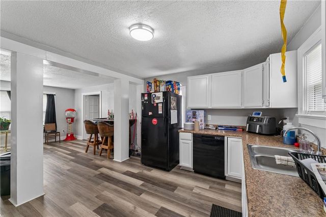 2311 E 73rd Street, Kansas City, MO 64132