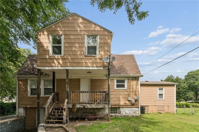 2311 E 73rd Street, Kansas City, MO 64132
