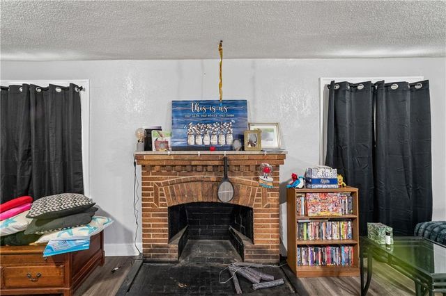 2311 E 73rd Street, Kansas City, MO 64132
