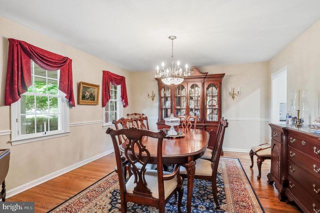 1445 GEORGIAN DR, Moorestown, NJ 08057