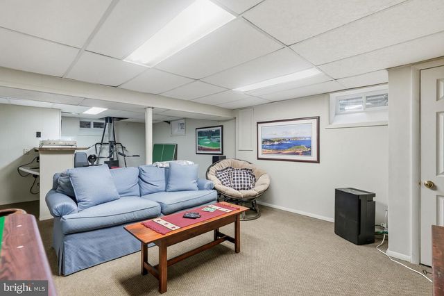 1445 GEORGIAN DR, Moorestown, NJ 08057