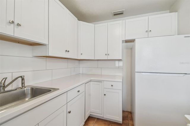 3808 S GRADY AVENUE, Tampa, FL 33611