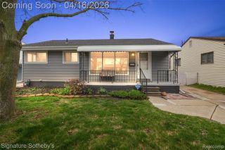 842 Schuman Street, Garden City, MI 48135