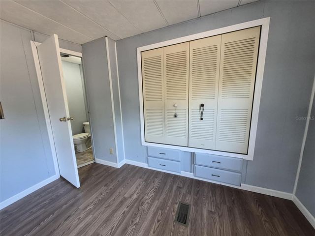 18565 SE 24TH LANE, Ocklawaha, FL 32179