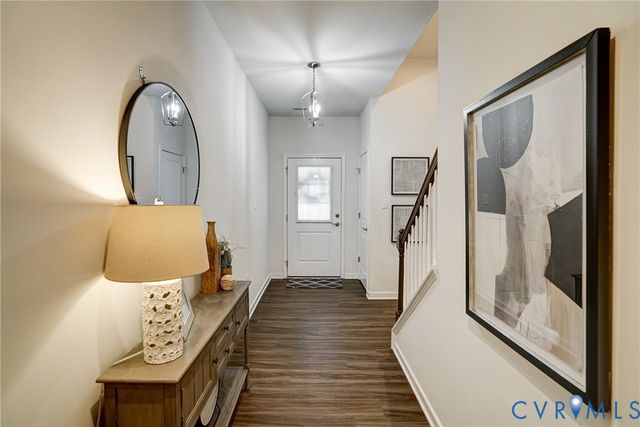 6819 Dales Pony Dr, Moseley, VA 23120