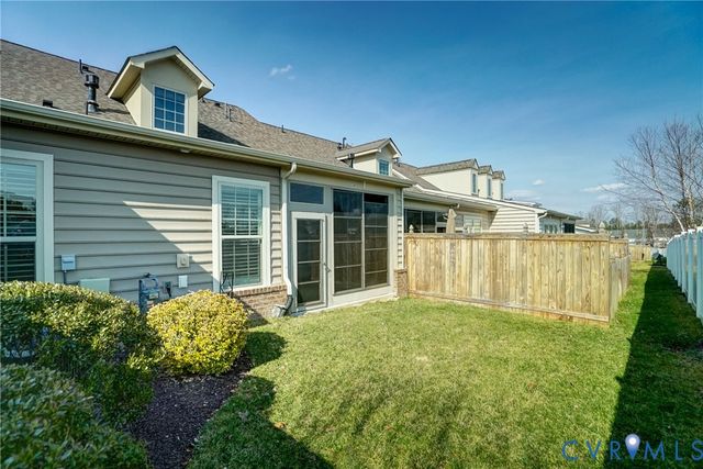 6819 Dales Pony Dr, Moseley, VA 23120