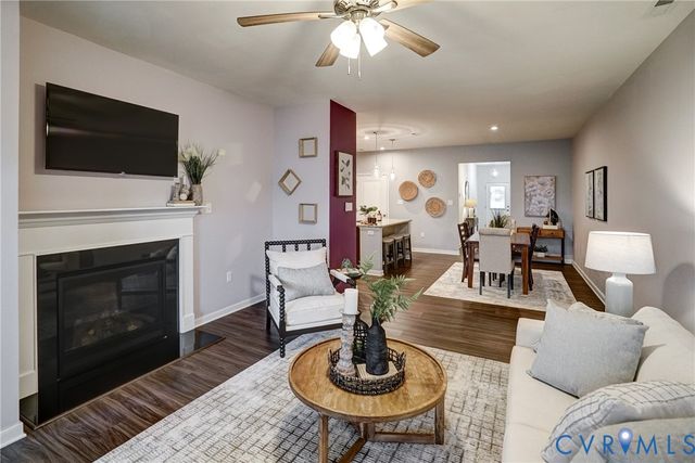 6819 Dales Pony Dr, Moseley, VA 23120