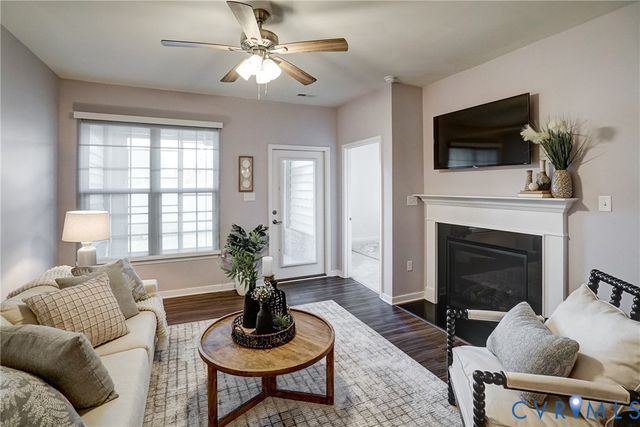 6819 Dales Pony Dr, Moseley, VA 23120