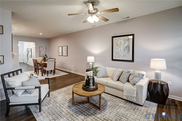 6819 Dales Pony Dr, Moseley, VA 23120