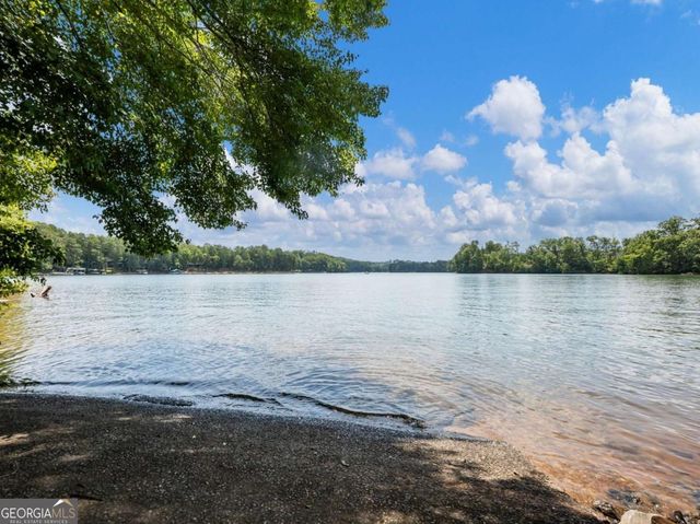 8083 Beachwood Drive, Murrayville, GA 30564