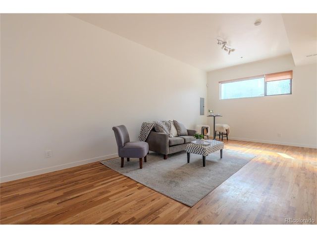722 W 6th Ave, Denver, CO 80204