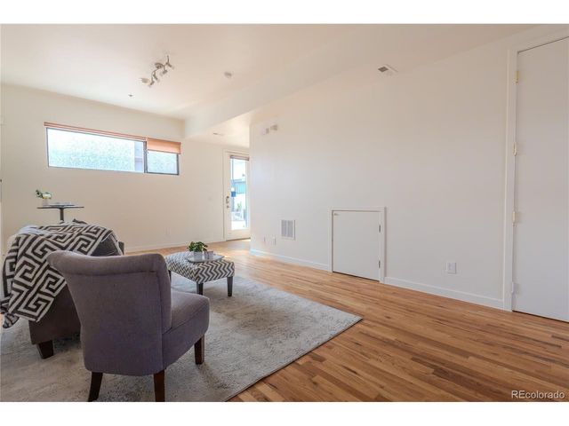 722 W 6th Ave, Denver, CO 80204