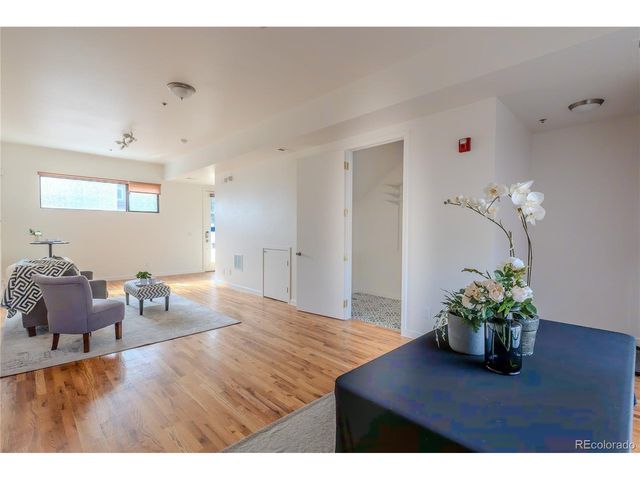 722 W 6th Ave, Denver, CO 80204