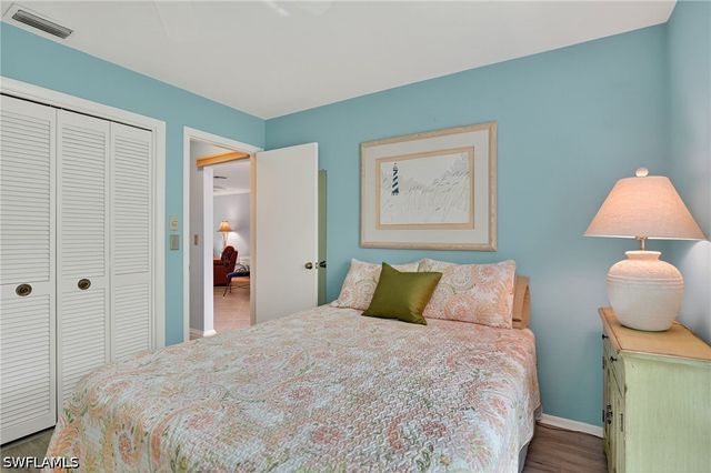 1009 Pine Isle LN 1009, Naples, FL 34112