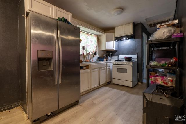 141 Augusta Street, Bakersfield, CA 93307