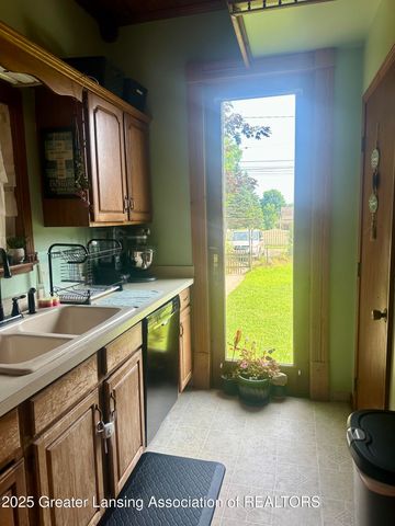 116 E Elm Street, Mason, MI 48854