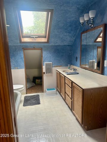 116 E Elm Street, Mason, MI 48854