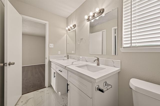 3907 Holly Green Court, Houston, TX 77339