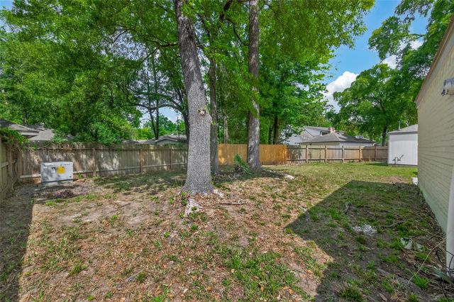 3907 Holly Green Court, Houston, TX 77339