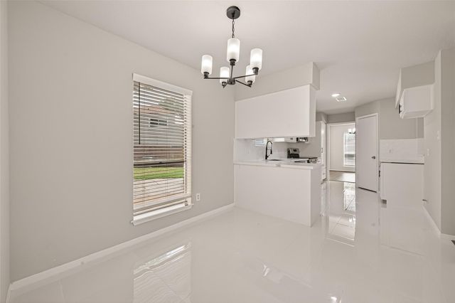 3907 Holly Green Court, Houston, TX 77339