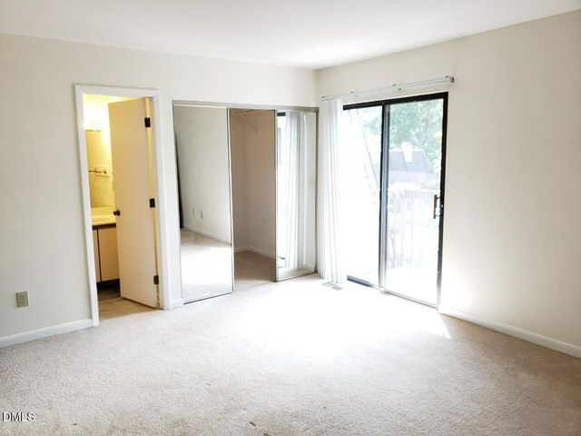 143 Brookberry Circle, Chapel Hill, NC 27517