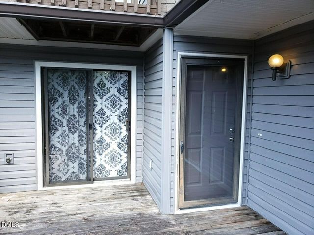 143 Brookberry Circle, Chapel Hill, NC 27517