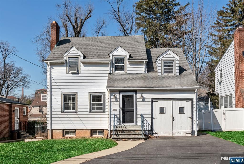 766 Salem Street, Teaneck, NJ 07666