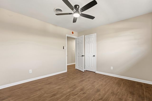 5015 16th Street, Lubbock, TX 79416
