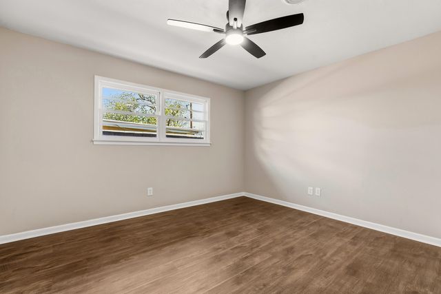 5015 16th Street, Lubbock, TX 79416