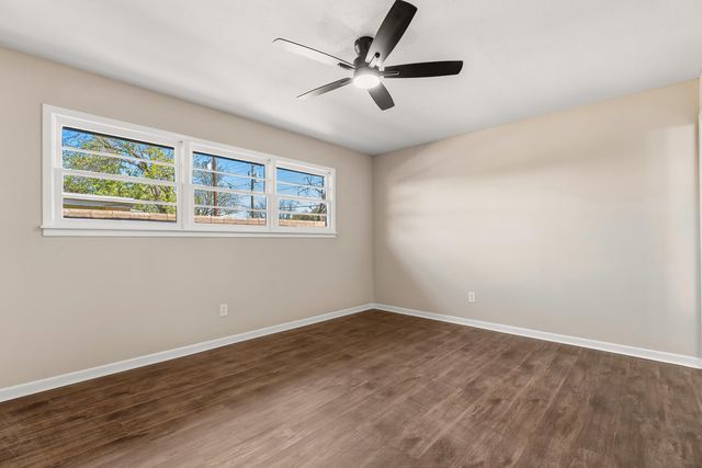 5015 16th Street, Lubbock, TX 79416
