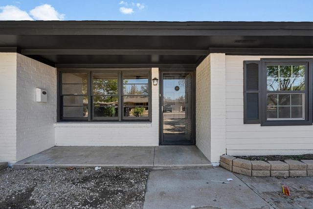 5015 16th Street, Lubbock, TX 79416