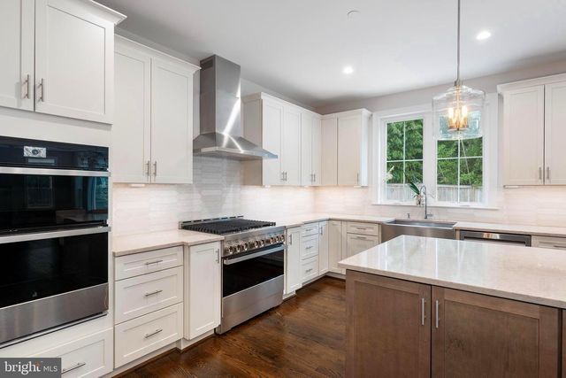 6405 WILMETT RD, Bethesda, MD 20817