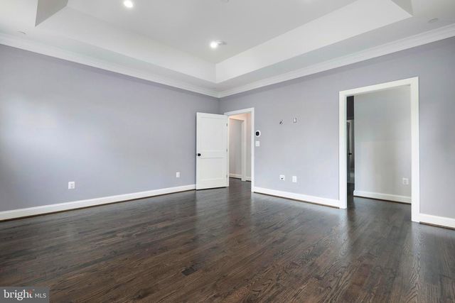 6405 WILMETT RD, Bethesda, MD 20817