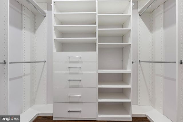 6405 WILMETT RD, Bethesda, MD 20817