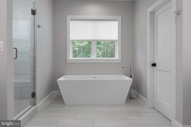 6405 WILMETT RD, Bethesda, MD 20817