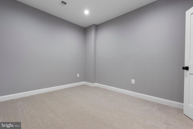 6405 WILMETT RD, Bethesda, MD 20817