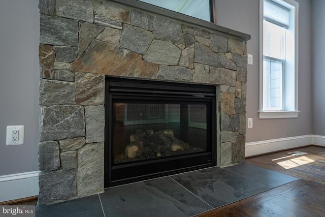 6405 WILMETT RD, Bethesda, MD 20817