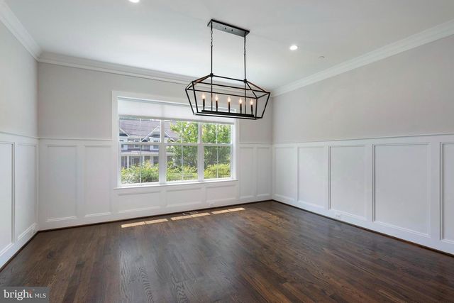 6405 WILMETT RD, Bethesda, MD 20817