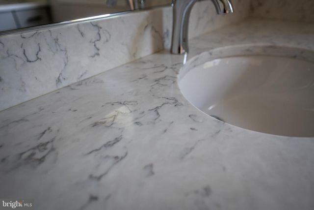 6405 WILMETT RD, Bethesda, MD 20817