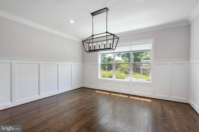 6405 WILMETT RD, Bethesda, MD 20817