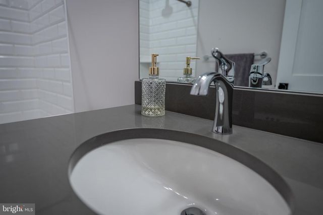 6405 WILMETT RD, Bethesda, MD 20817