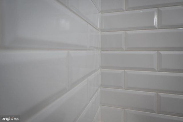 6405 WILMETT RD, Bethesda, MD 20817