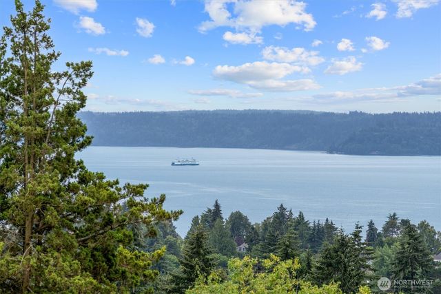 4049 44th Avenue SW, Seattle, WA 98116
