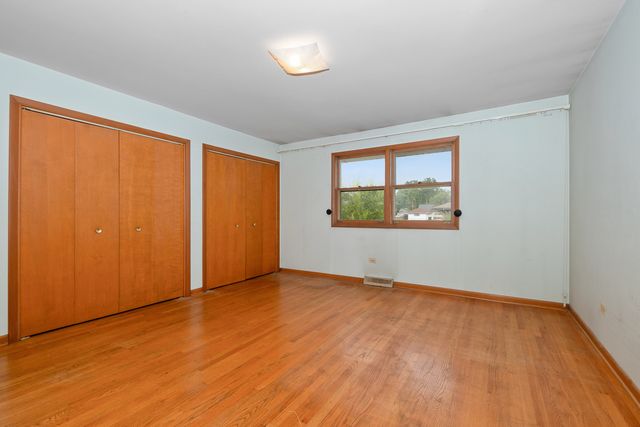 3928 N Cass Avenue, Westmont, IL 60559