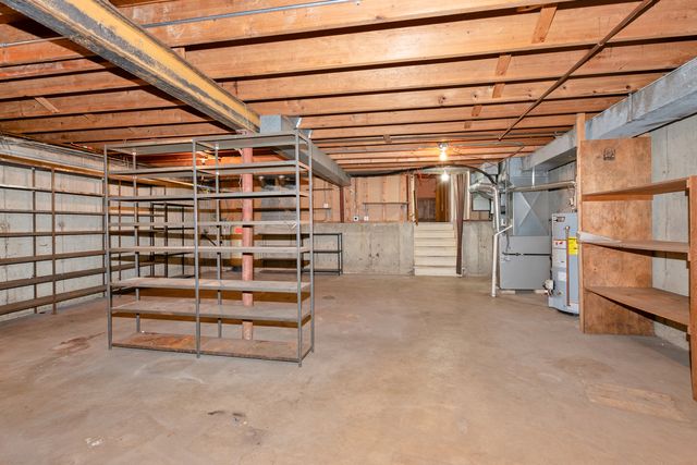 3928 N Cass Avenue, Westmont, IL 60559