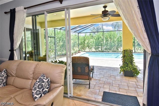 2549 Ashbury CIR, Cape Coral, FL 33991