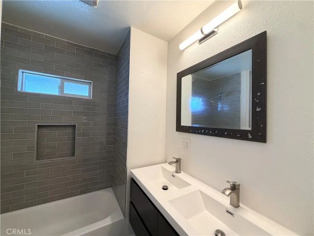 10318 Burin Avenue, Inglewood, CA 90304