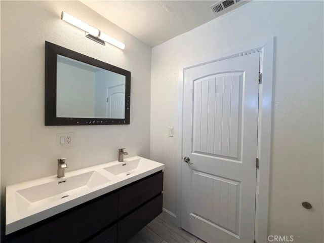 10318 Burin Avenue, Inglewood, CA 90304